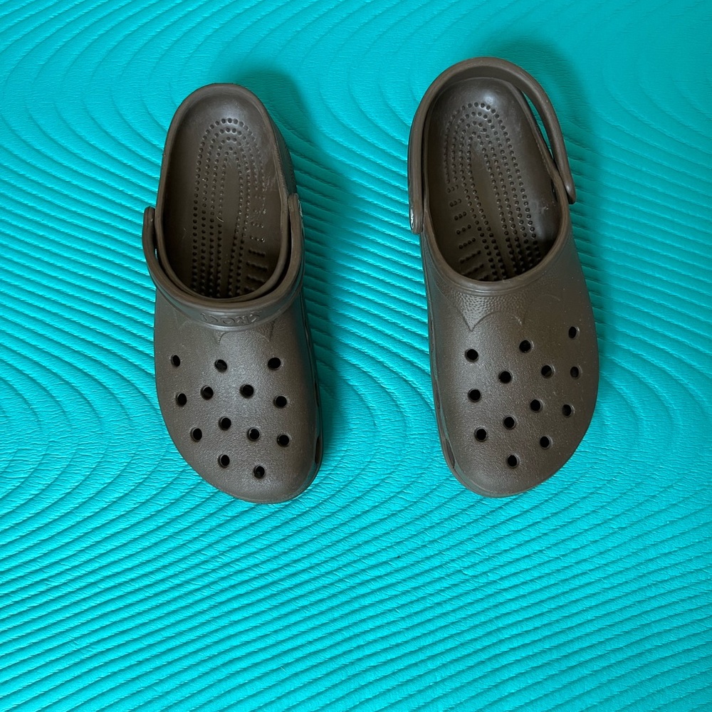 Crocs. Men’s size 12-13, M